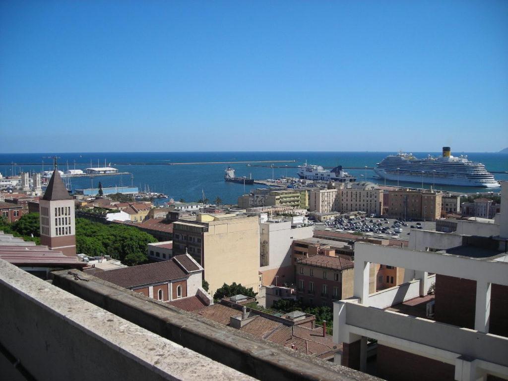 Appartamento Panoramico Cagliari, I Tre Grilli, Centro Buitenkant foto